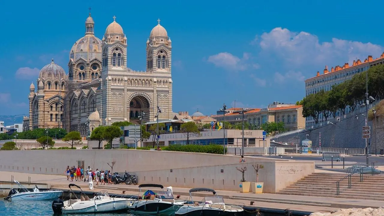 Building La Canebiere ,Vieux Port Marseilles 0*,  Frankreich